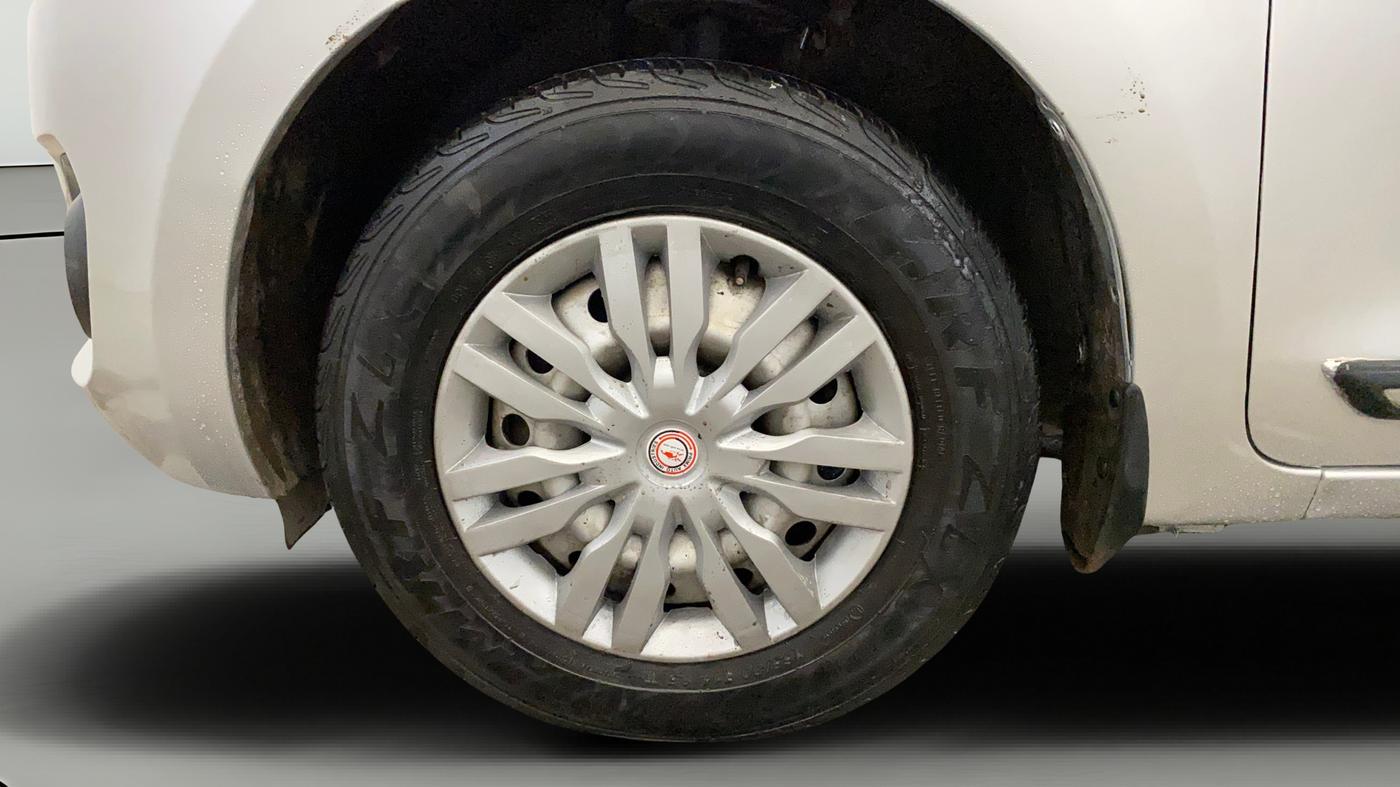 2021 Maruti Swift LXI, Petrol, Manual, 79,729 km, Left Front Wheel