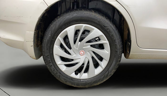 2016 Maruti Ertiga VXI, CNG, Manual, 48,689 km, Right Rear Wheel