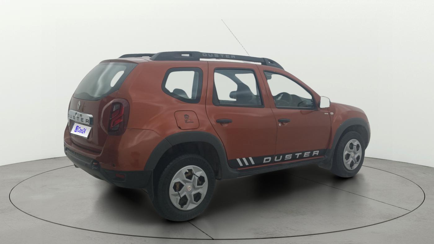 2018 Renault Duster RXE PETROL, Petrol, Manual, 71,432 km, Right Back Diagonal