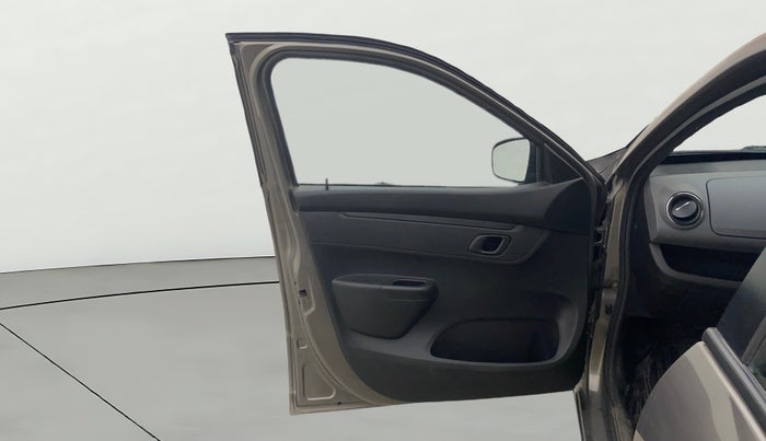 2017 Renault Kwid RXT 1.0, Petrol, Manual, 41,182 km, LHS Front Door