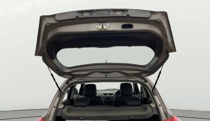 2015 Maruti Swift VXI, Petrol, Manual, 86,175 km, Boot Door Open