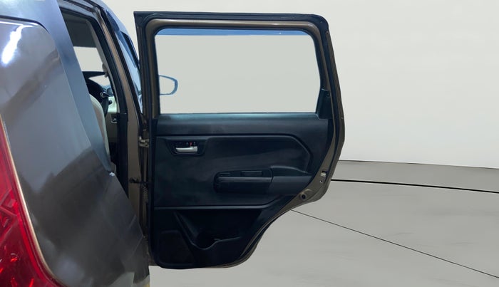 2019 Maruti New Wagon-R VXI 1.2, CNG, Manual, 1,23,881 km, RHS Rear Door