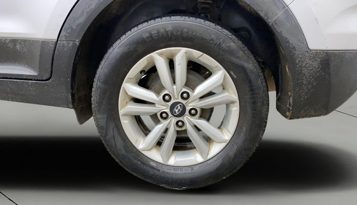 2017 Hyundai Creta SX PLUS 1.6 PETROL, Petrol, Manual, 1,08,218 km, Left Rear Wheel