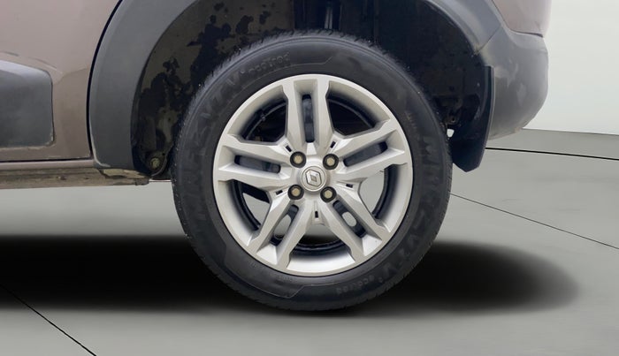 2023 Renault TRIBER RXZ, Petrol, Manual, 39,158 km, Left Rear Wheel