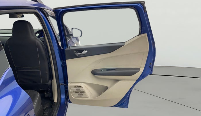 2023 Renault TRIBER RXZ AMT, Petrol, Automatic, 63,792 km, RHS Rear Door