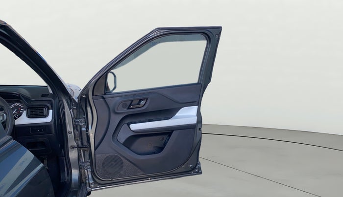 2023 Tata PUNCH PURE MT, Petrol, Manual, 22,213 km, RHS Front Door