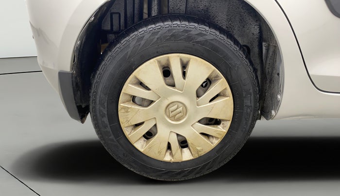 2014 Maruti Swift VXI, Petrol, Manual, 91,395 km, Right Rear Wheel