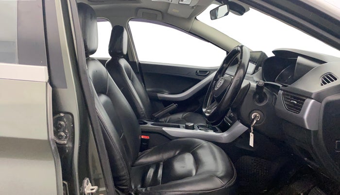 2021 Tata NEXON XMA SUNROOF PETROL, Petrol, Automatic, 93,789 km, Right Side Front Door Cabin