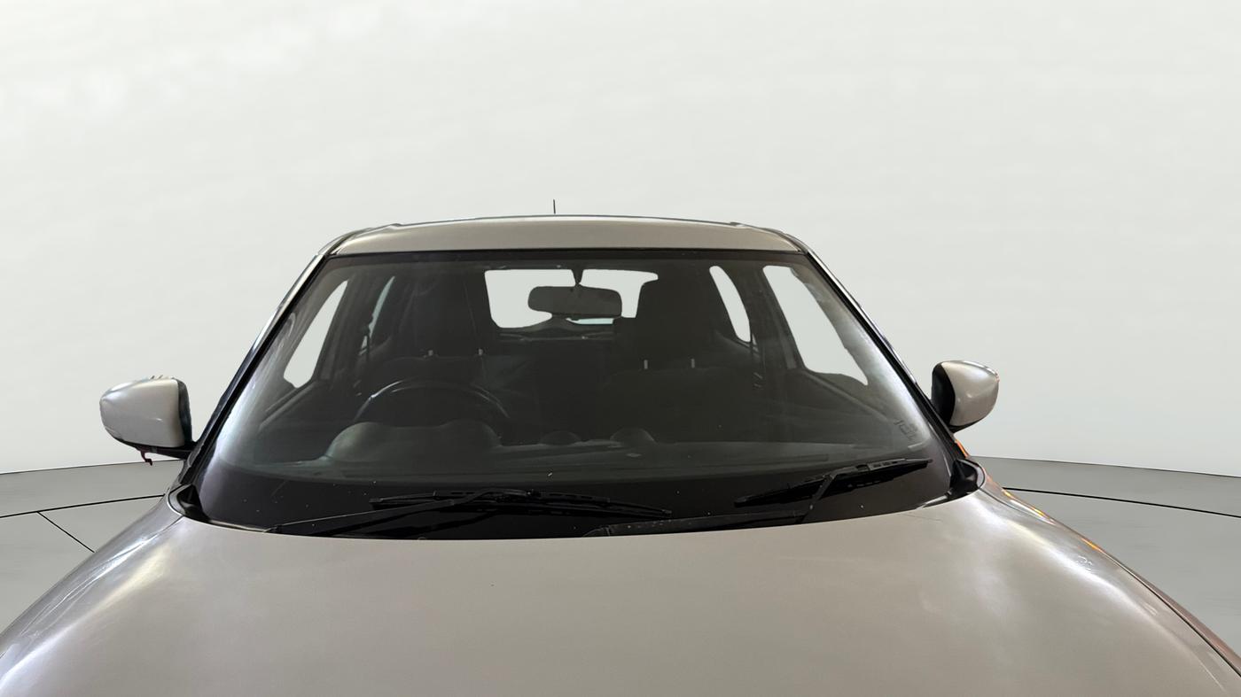 2018 Maruti Swift ZXI, Petrol, Manual, 71,971 km, Front Windshield
