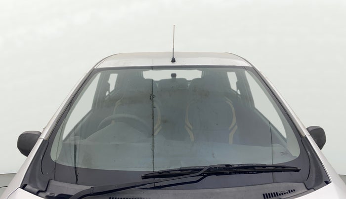 2017 Datsun Redi Go GOLD LIMITED EDITION, Petrol, Manual, 1,00,069 km, Front Windshield