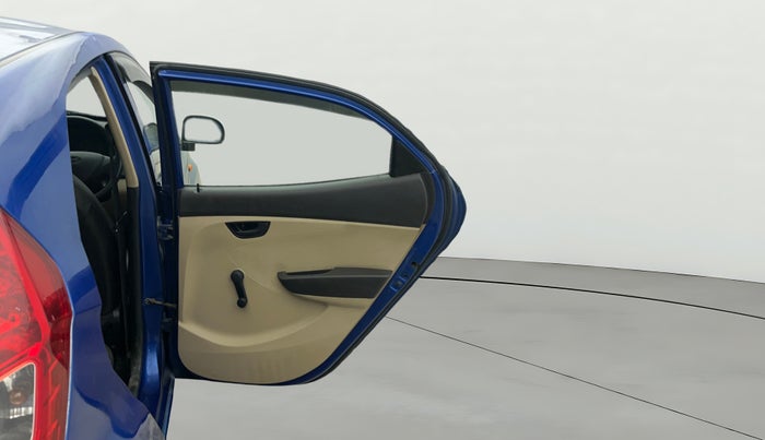 2016 Hyundai Eon ERA +, CNG, Manual, 47,892 km, RHS Rear Door