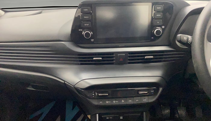 2022 Hyundai NEW I20 SPORTZ 1.2 MT, Petrol, Manual, 42,433 km, Air Conditioner