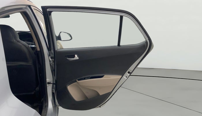 2018 Hyundai Grand i10 SPORTZ AT 1.2 KAPPA VTVT, Petrol, Automatic, 28,023 km, RHS Rear Door