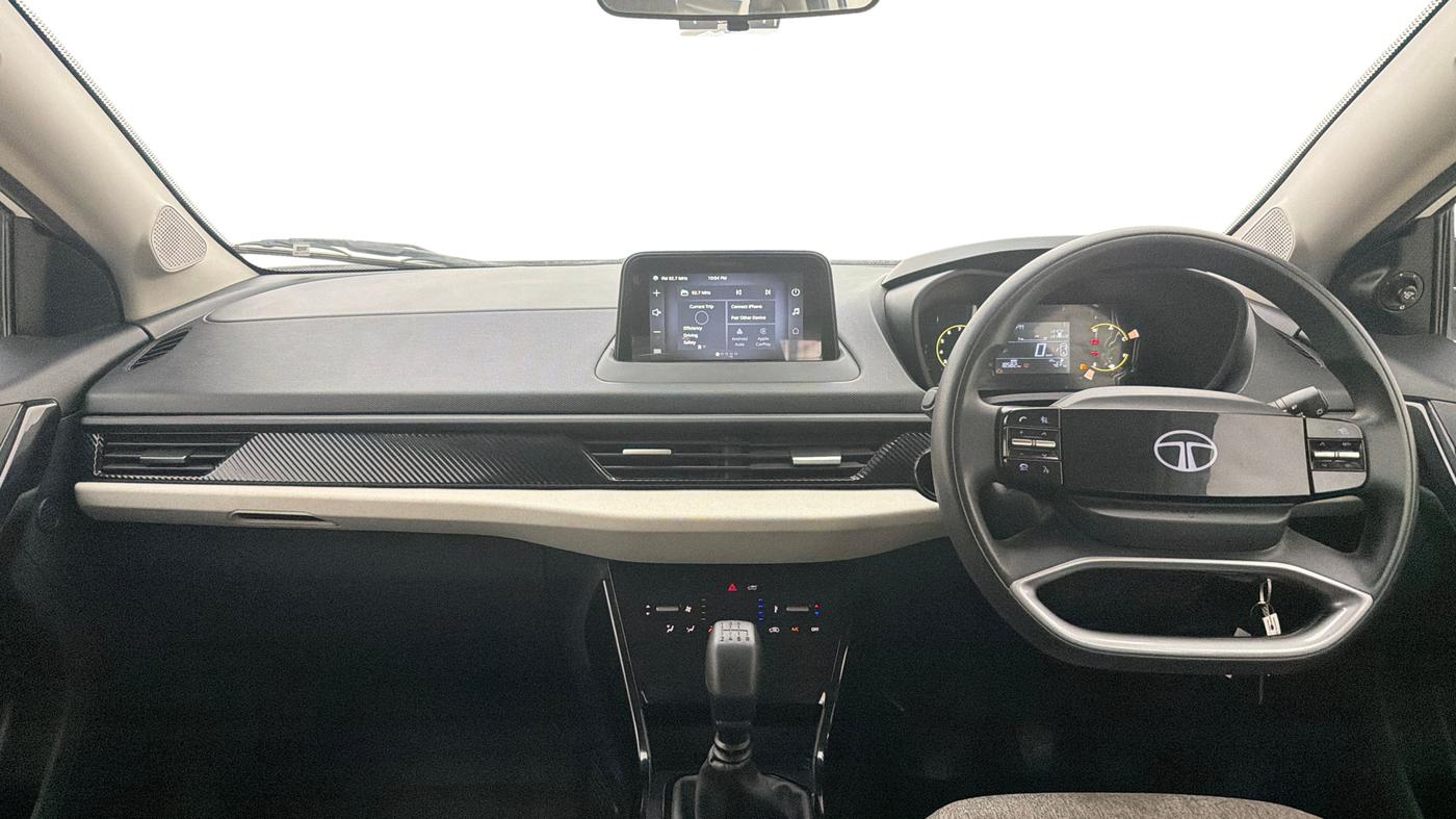 2025 Tata Curvv Pure Plus S 1.2 Petrol 6MT, Petrol, Manual, 18,581 km, Dashboard