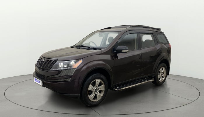 2014 Mahindra XUV500 W8, Diesel, Manual, 1,49,534 km, Left Front Diagonal