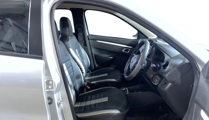 2023 Renault Kwid CLIMBER AMT 1.0, Petrol, Automatic, 11,924 km, Right Side Front Door Cabin