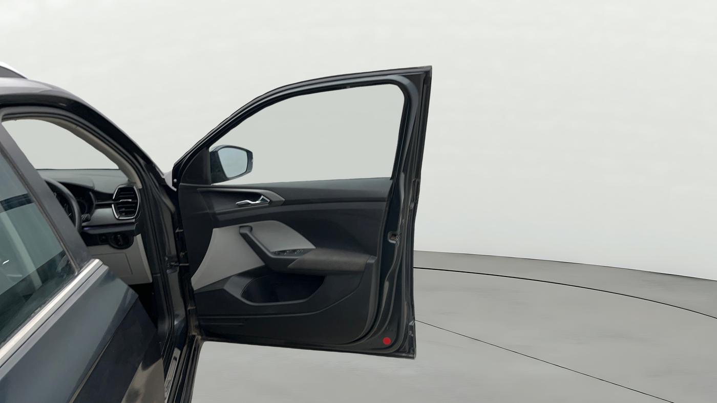 2022 Skoda KUSHAQ AMBITION 1.0L TSI MT, Petrol, Manual, 47,063 km, RHS Front Door