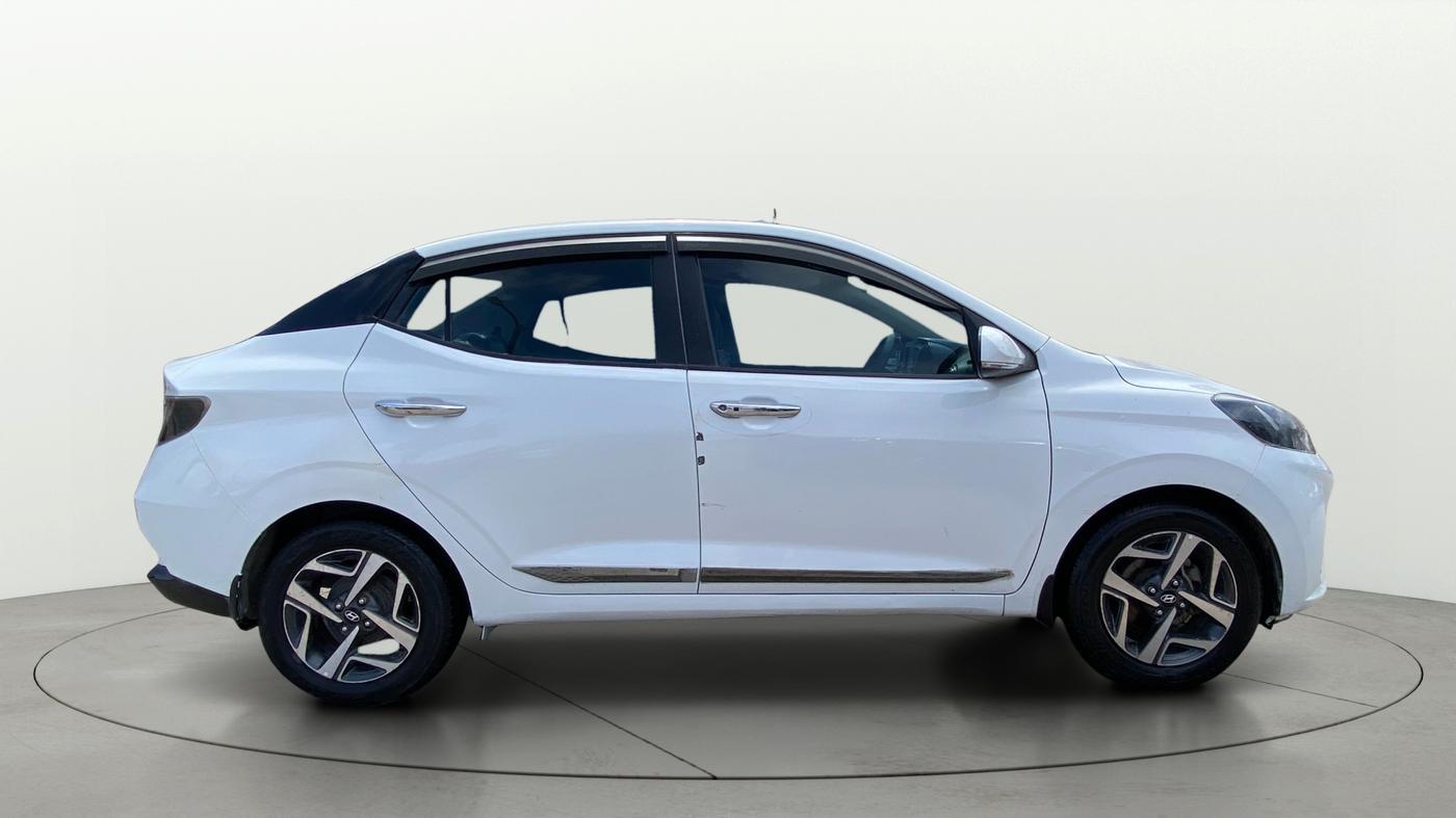 2020 Hyundai AURA SX 1.2, Petrol, Manual, 1,32,585 km, Right Side View