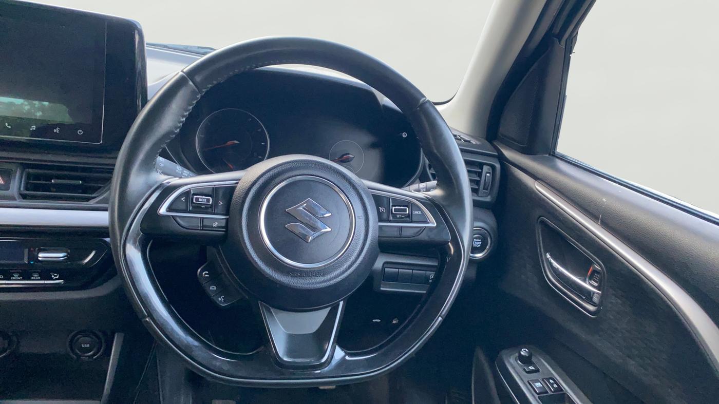 2024 Maruti Swift ZXI PLUS, Petrol, Manual, 31,305 km, Steering Wheel Close Up