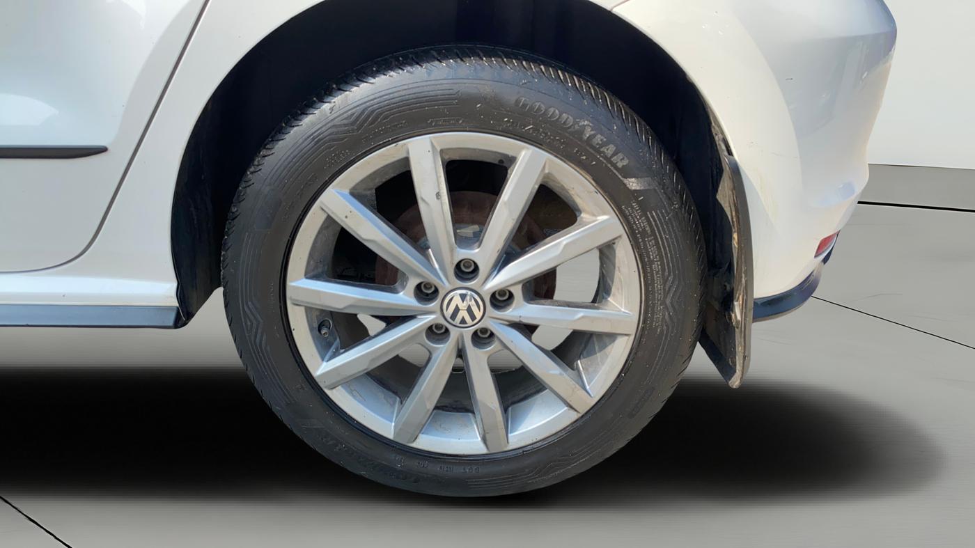 2021 Volkswagen Polo 1.0 GT TSI AT, Petrol, Automatic, 83,900 km, Left Rear Wheel