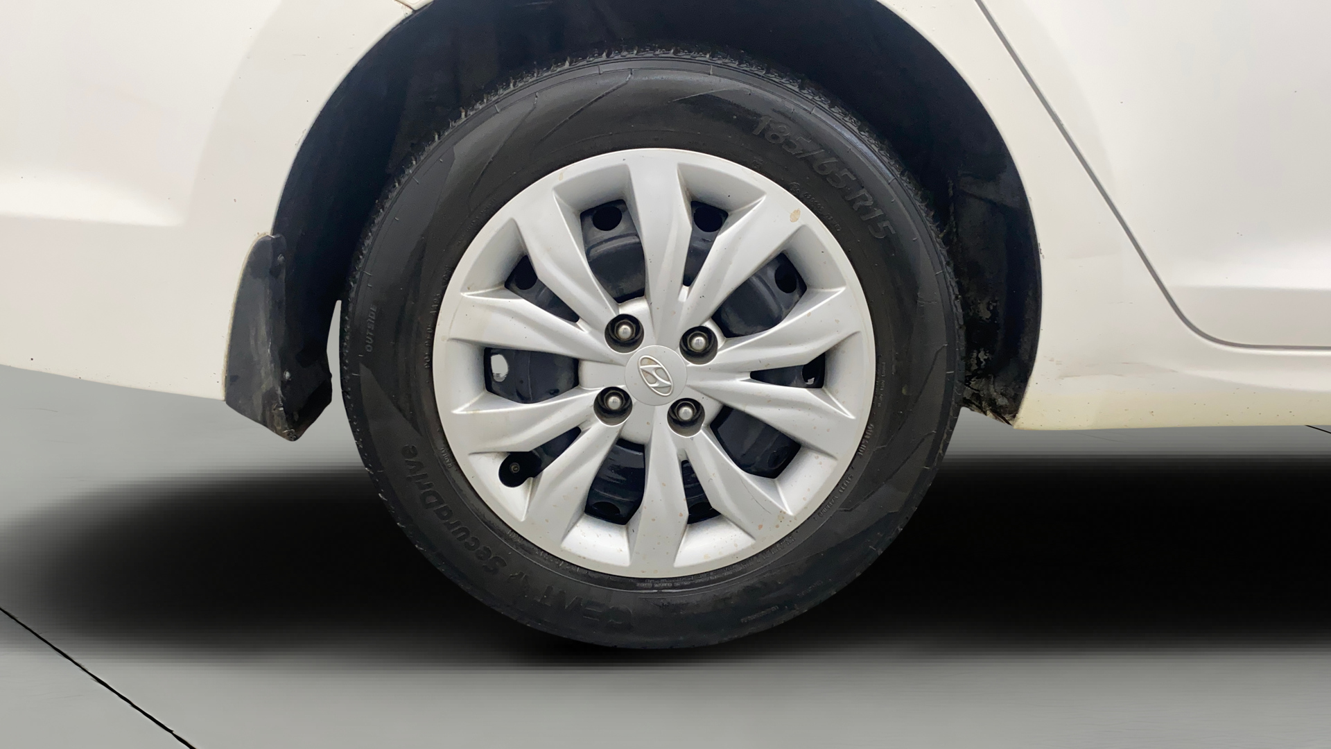 camera-Right-Rear-Wheel