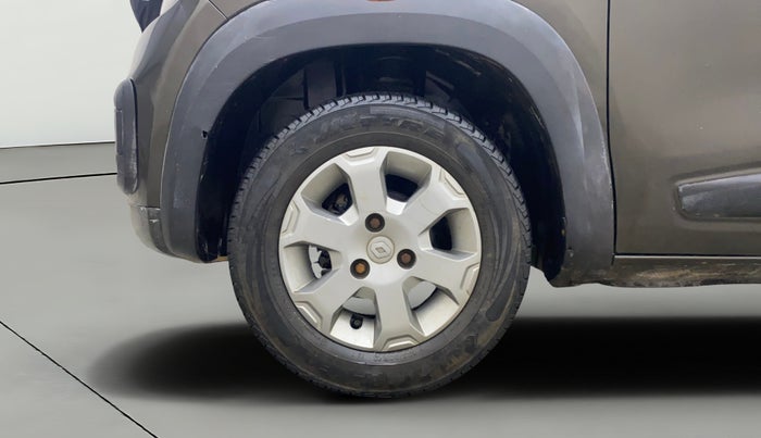 2017 Renault Kwid CLIMBER 1.0, Petrol, Manual, 39,554 km, Left Front Wheel