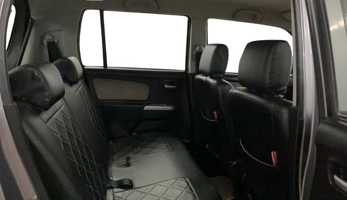 2014 Maruti Wagon R 1.0 VXI, Petrol, Manual, 37,567 km, Right Side Rear Door Cabin