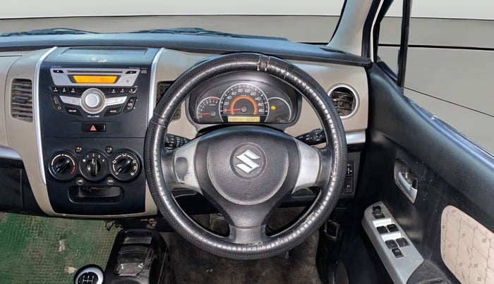 2015 Maruti Wagon R 1.0 VXI, Petrol, Manual, 80,814 km, Steering Wheel Close Up