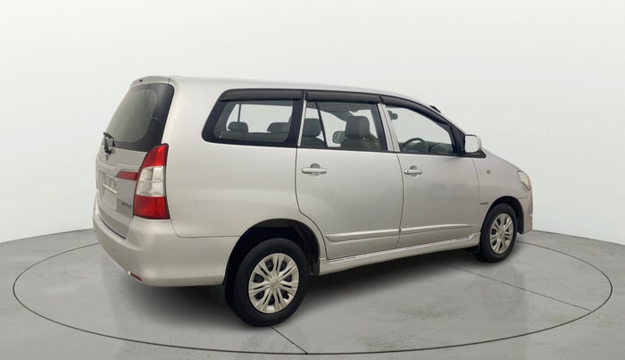 2014 Toyota Innova 2.5 GX 8 STR, Diesel, Manual, 1,07,663 km, Right Back Diagonal
