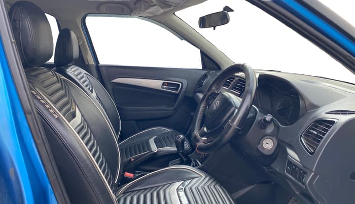 2016 Maruti Vitara Brezza ZDI, Diesel, Manual, 73,581 km, Right Side Front Door Cabin