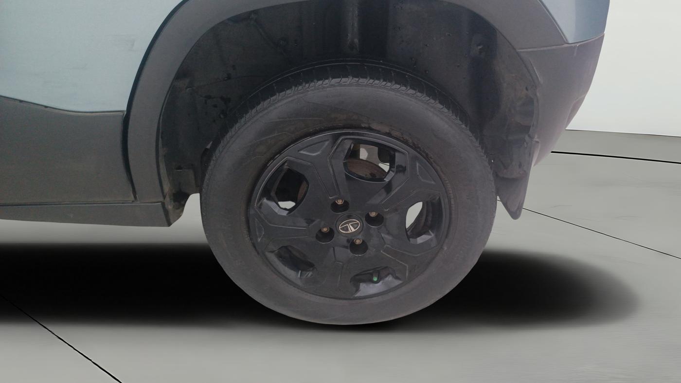 2022 Tata PUNCH ACCOMPLISHED MT, Petrol, Manual, 87,278 km, Left Rear Wheel