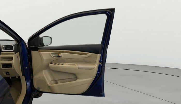 2019 Maruti Ciaz DELTA 1.5 SHVS MT PETROL, Petrol, Manual, 79,879 km, RHS Front Door