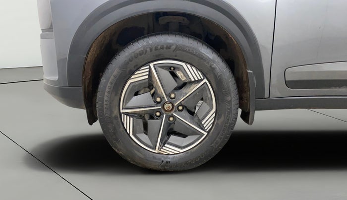 2023 Tata NEXON CREATIVE+ AMT 1.2 PETROL, Petrol, Automatic, 22,515 km, Left Front Wheel