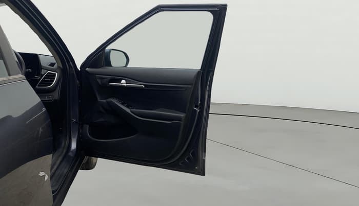 2022 KIA SELTOS HTK PLUS AT 1.5 DIESEL, Diesel, Automatic, 44,485 km, RHS Front Door