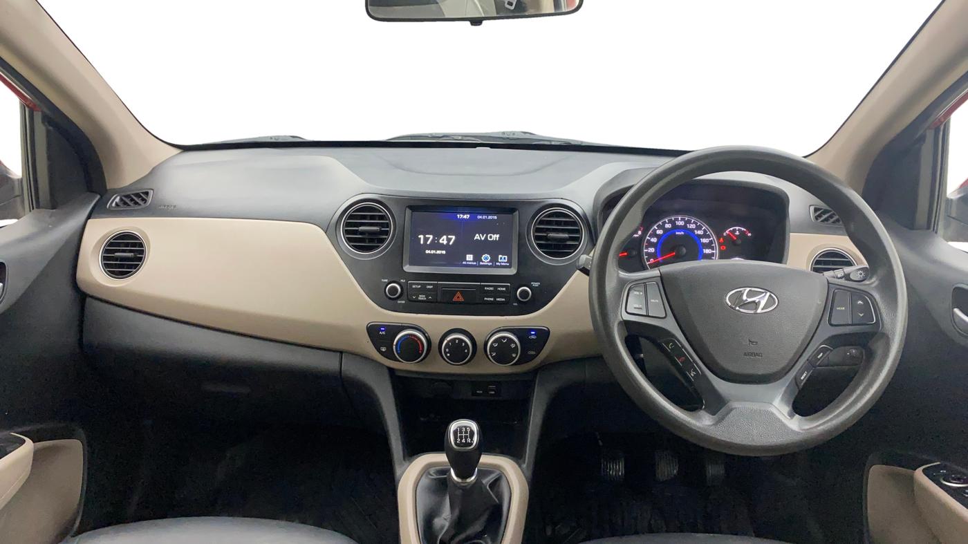 2018 Hyundai Grand i10 SPORTZ 1.2 KAPPA VTVT, Petrol, Manual, 97,160 km, Dashboard