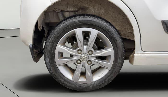 2014 Maruti Wagon R Stingray VXI, Petrol, Manual, 1,13,266 km, Right Rear Wheel