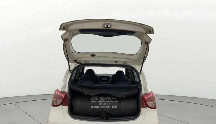 2017 Hyundai Grand i10 MAGNA 1.2 KAPPA VTVT, CNG, Manual, 65,305 km, Boot Door Open