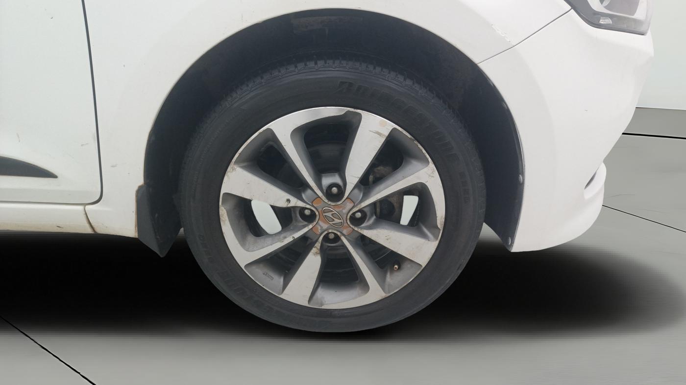 2016 Hyundai Elite i20 ASTA 1.2 (O), Petrol, Manual, 97,005 km, Right Front Wheel