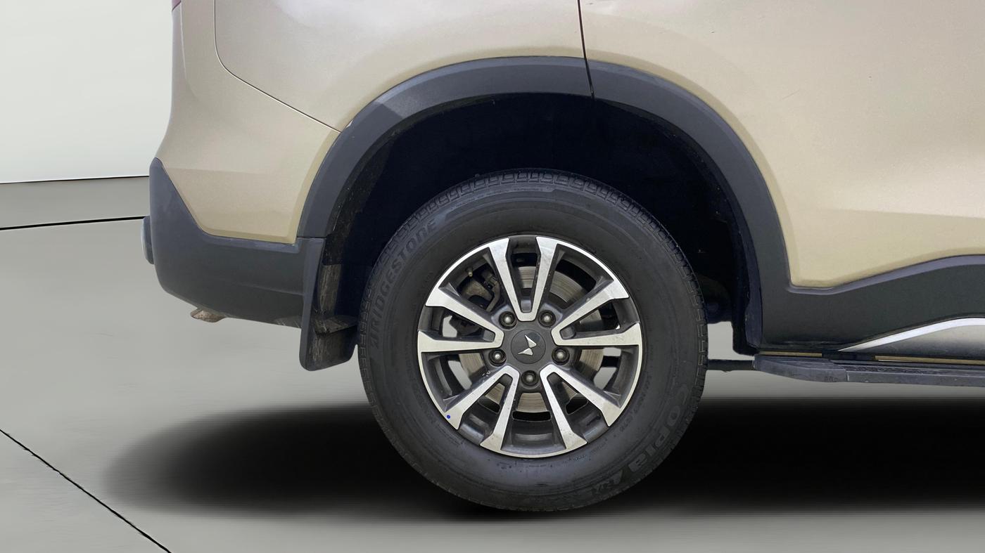 2023 Mahindra SCORPIO-N Z8 L PETROL MT 7 STR, Petrol, Manual, 20,542 km, Right Rear Wheel
