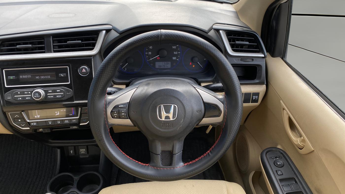 2017 Honda Amaze 1.2L I-VTEC S OPT, CNG, Manual, 84,830 km, Steering Wheel Close Up