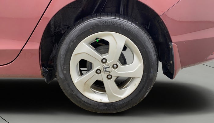 2016 Honda City 1.5L I-VTEC VX, Petrol, Manual, 1,04,823 km, Left Rear Wheel