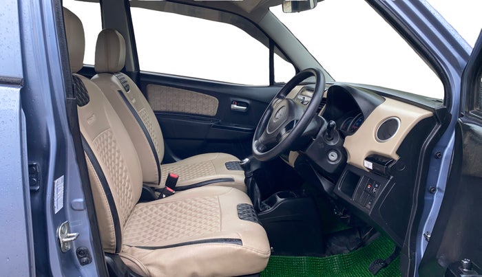 2017 Maruti Wagon R 1.0 VXI, Petrol, Manual, 63,415 km, Right Side Front Door Cabin