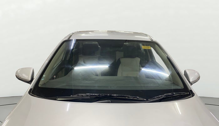 2017 Hyundai Verna 1.6 CRDI SX, Diesel, Manual, 1,40,501 km, Front Windshield