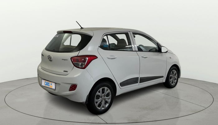 2016 Hyundai Grand i10 MAGNA AT 1.2 KAPPA VTVT, Petrol, Automatic, 72,832 km, Right Back Diagonal