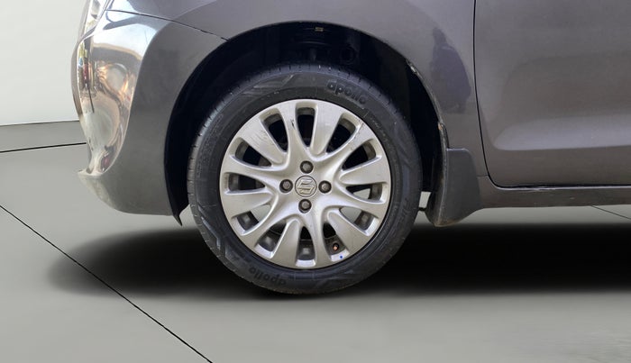 2016 Maruti Baleno ALPHA PETROL 1.2, Petrol, Manual, 44,216 km, Left Front Wheel