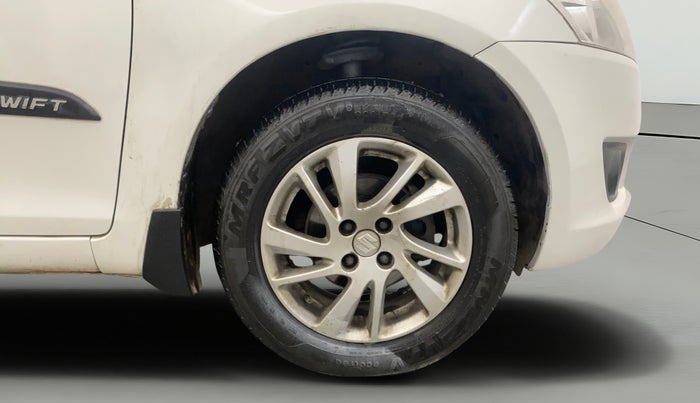 2014 Maruti Swift ZXI, Petrol, Manual, 78,007 km, Right Front Wheel