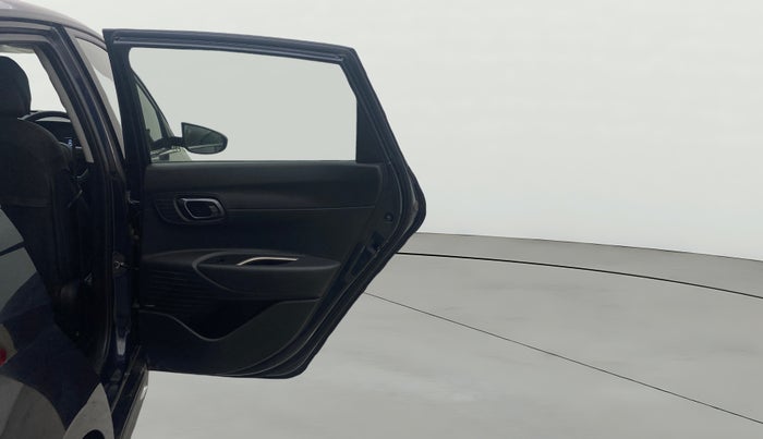 2023 Hyundai NEW I20 ASTA (O) 1.2 MT, Petrol, Manual, 13,901 km, RHS Rear Door