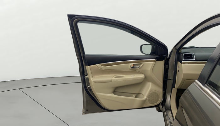 2022 Maruti Ciaz ZETA 1.5 SHVS MT PETROL, Petrol, Manual, 75,762 km, LHS Front Door