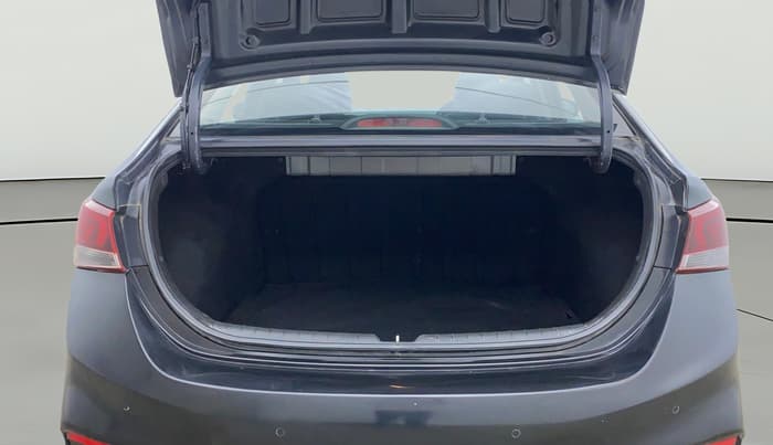 2018 Hyundai Verna 1.6 VTVT SX O, Petrol, Manual, 37,742 km, Boot Open Zoomed View