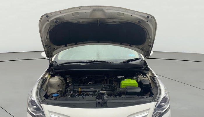 2016 Hyundai Verna 1.6 VTVT SX, Petrol, Manual, 98,255 km, Open Bonet